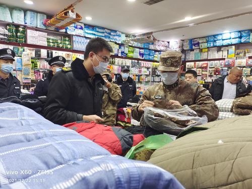山西省阳泉市 规范经营行为 净化军服市场
